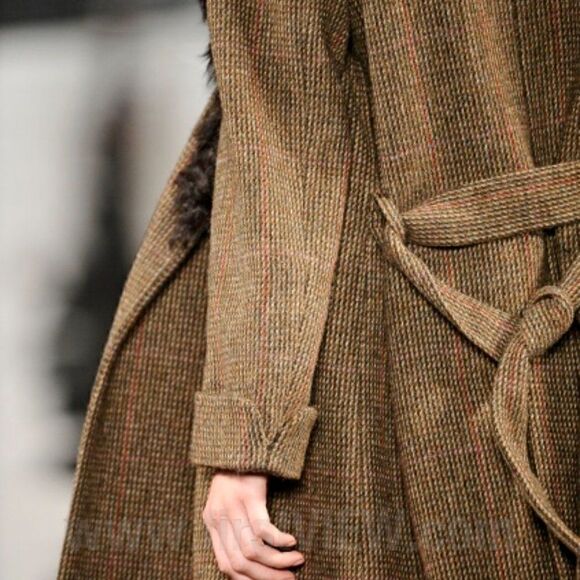 Ralph Lauren Fall 2011 Runway Olive Plaid Wool Tweed Shearling Collar Wrap Coat - Picture 5 of 16